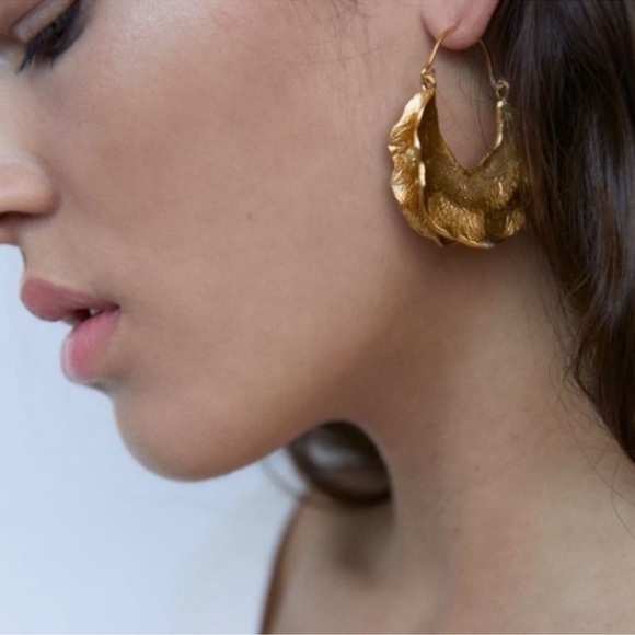 Zara Gold Crescent Hoop Earrings - Picture 2 of 7